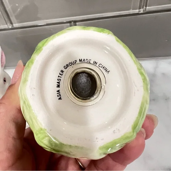 Ceramic Bunny and Cabbage Salt & Pepper Set - Picture 4 of 7